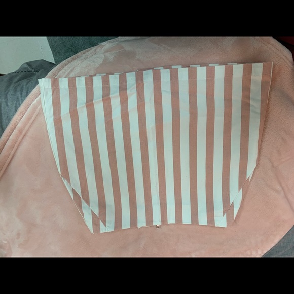 Pink and white striped skirt - Picture 3 of 4
